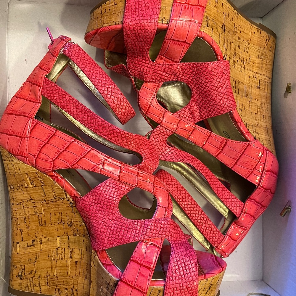 bebe High Heels